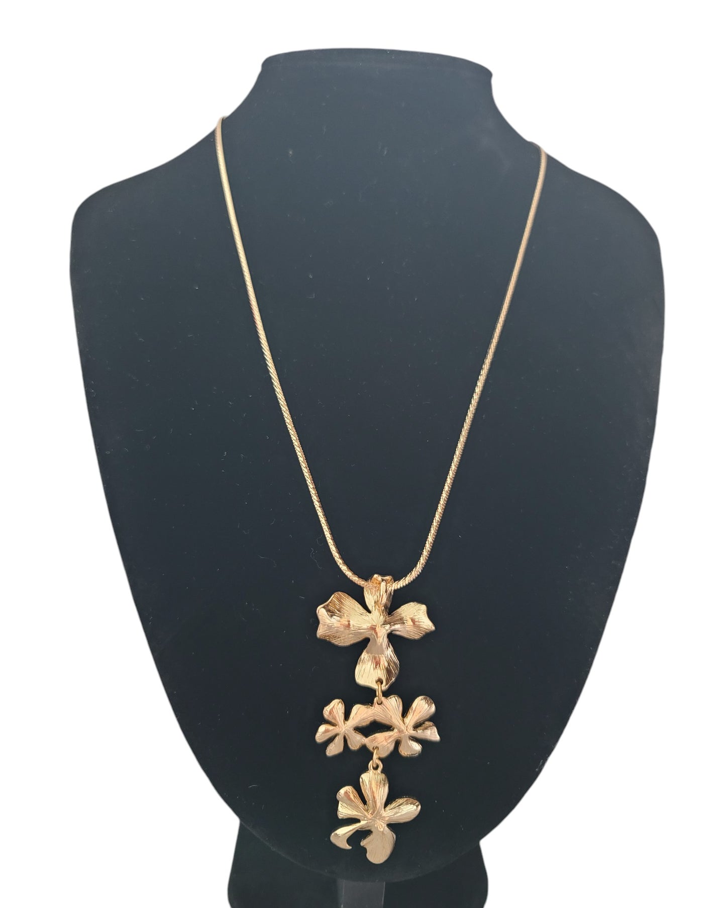 Gold Tiered Flower Pendant Necklace