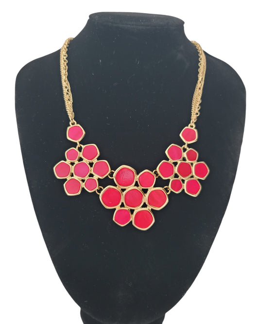 Short Shell Bib Necklace