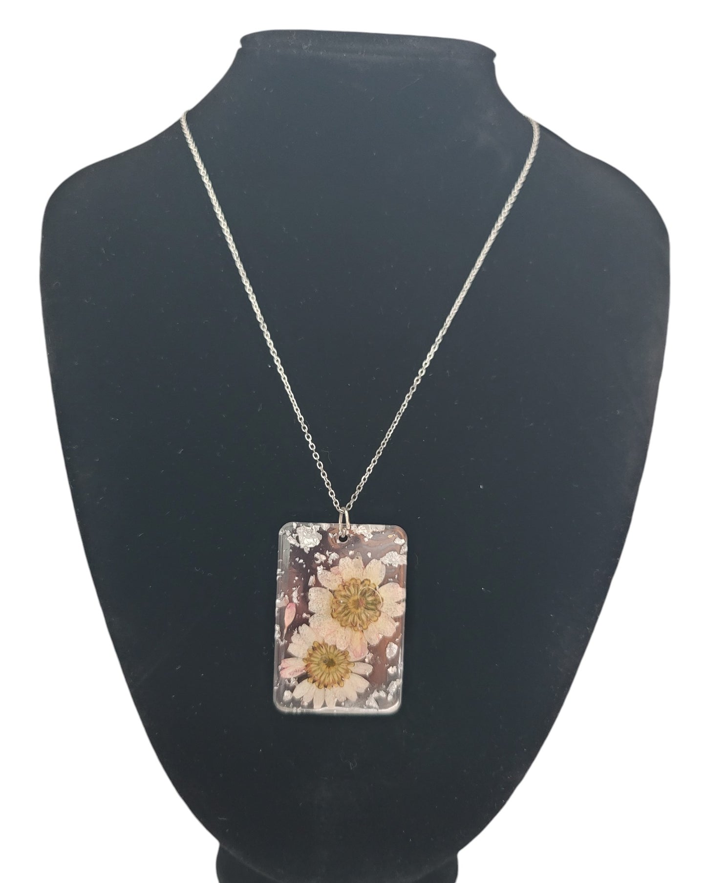 Dried Flower With Gold Chain Necklace
