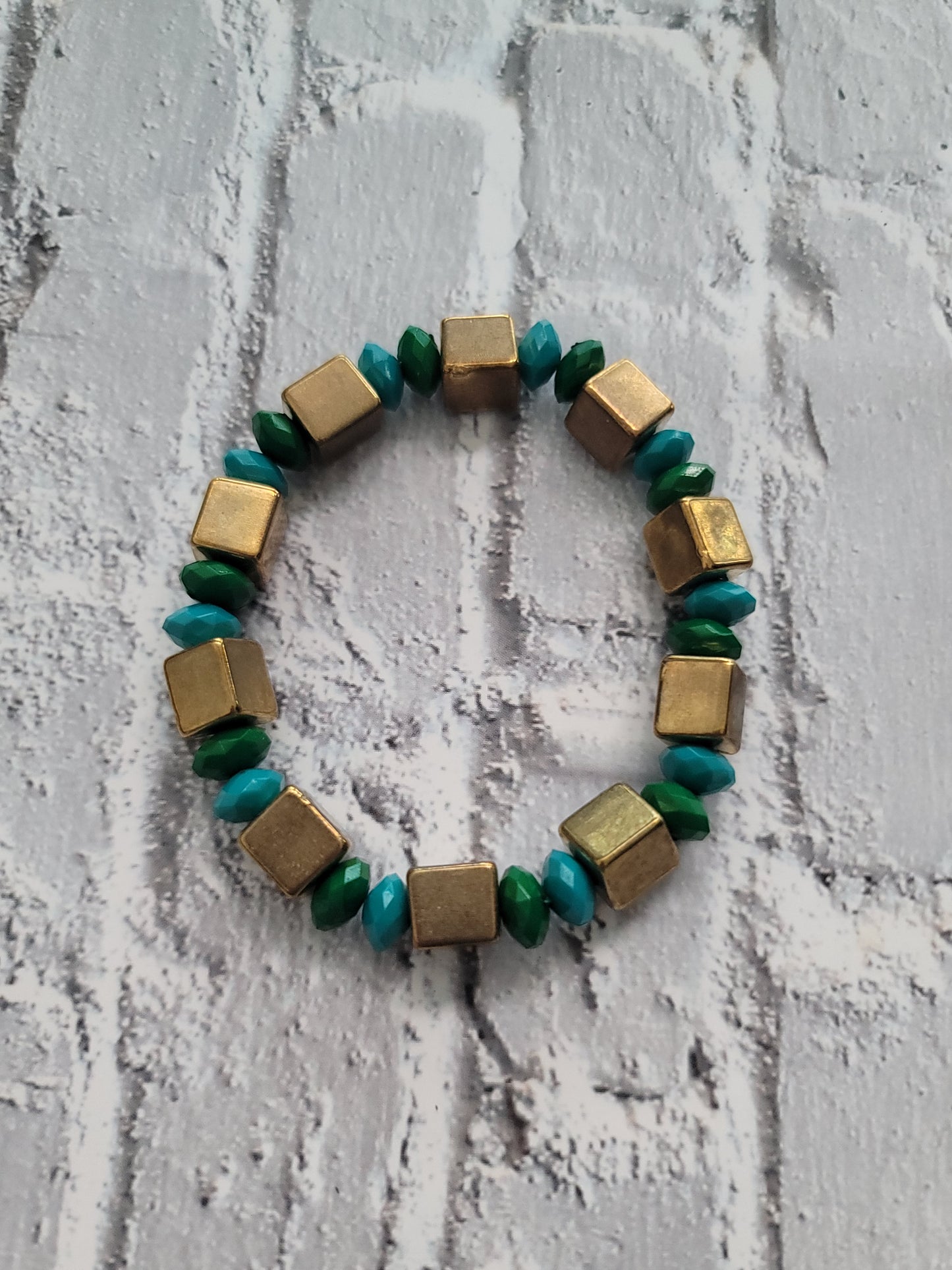 Turquoise & Gold Geometric Beaded Stretch Bracelet